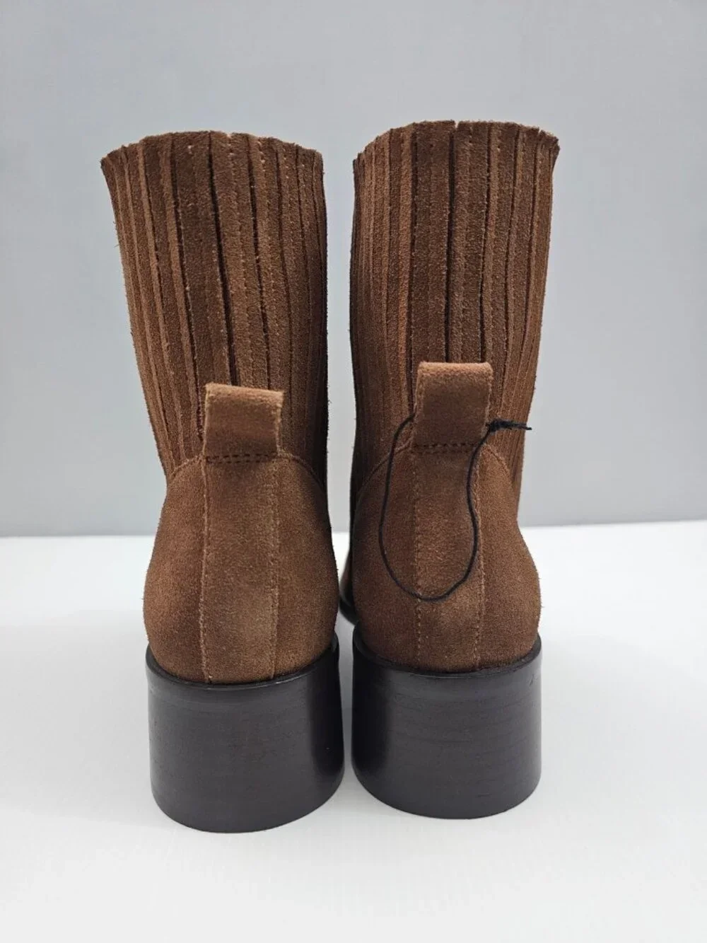 Dolce Vita Linny H20 Waterproof Suede Ankle Boots Size 9.5 Truffle Brown Chelsea